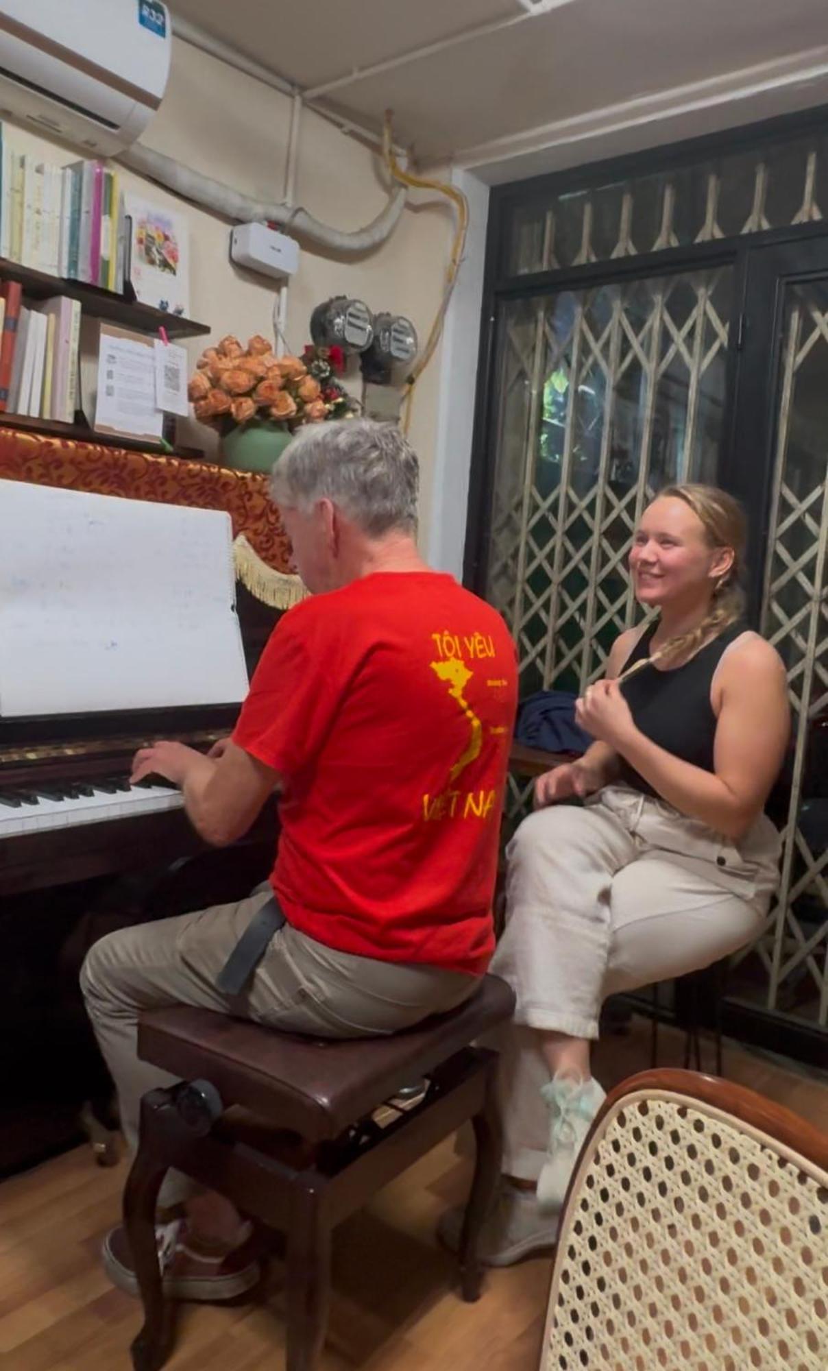 Tropical Land Little Hanoi Homestay Exterior photo